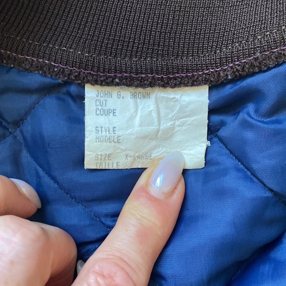 Vintage Bomber Jacket - Picture 4 of 8